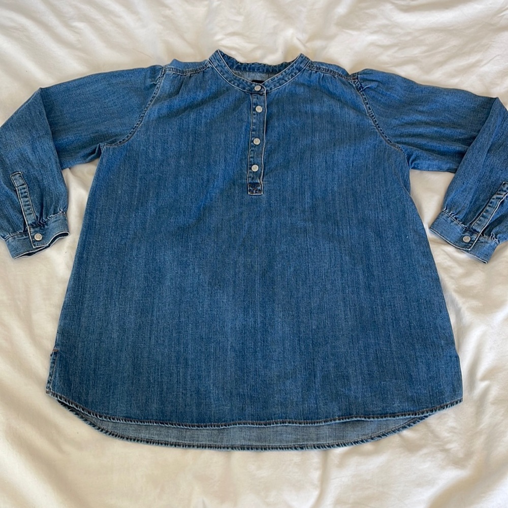 Gap denim longsleeve shirt